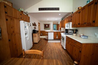 6 Sandy Cv in Grand Isle, VT - Building Photo - Building Photo