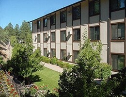 117 Cory Ave in Prescott, AZ - Foto de edificio - Building Photo
