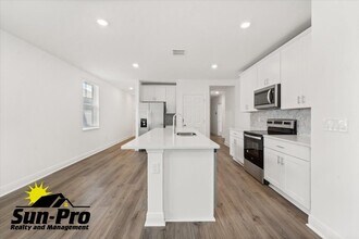 178 Pitching Wedge Dr in Daytona Beach, FL - Building Photo - Building Photo