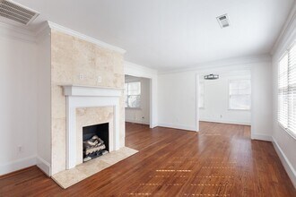 1214 Beechview Dr SE in Atlanta, GA - Building Photo - Building Photo