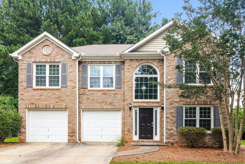 1005 Crooked Creek Ct SE in Mableton, GA - Building Photo