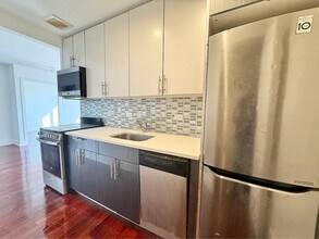39 Suydam St in Brooklyn, NY - Foto de edificio - Building Photo