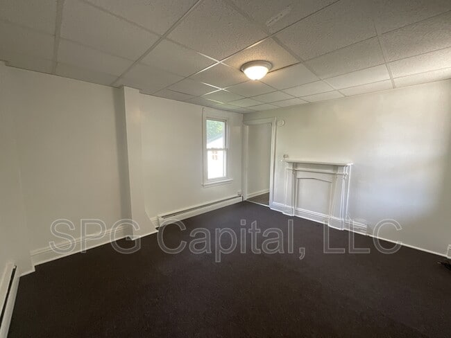 203 W North St in Carlisle, PA - Building Photo - Building Photo