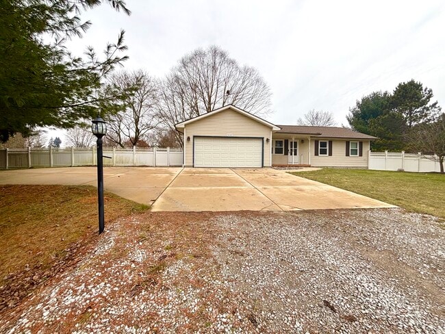 property at 3445 Dorothy Ln