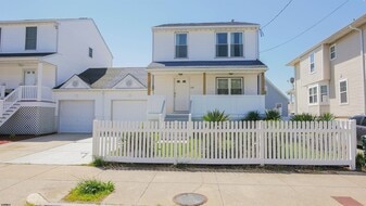 128 N Rhode Island Ave in Atlantic City, NJ - Building Photo