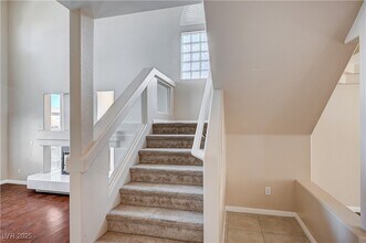 1123 Aspen Breeze Ave in Las Vegas, NV - Building Photo - Building Photo