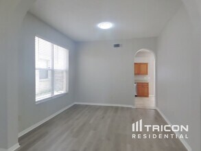 1315 Ocean Reef Rd in Wesley Chapel, FL - Building Photo - Building Photo
