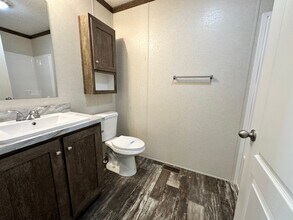 642 Oregon St in Belleville, MI - Building Photo - Building Photo