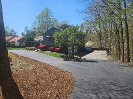 300 Stonewall Jackson Trail in Martinsville, VA - Building Photo