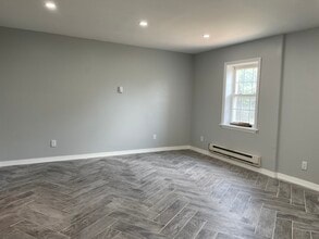 155 W Main St, Unit 2 in Rahway, NJ - Building Photo - Building Photo