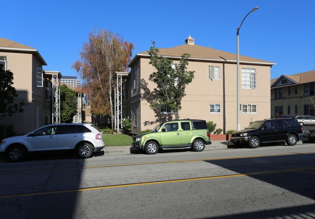 125 N Jackson St in Glendale, CA - Building Photo - Building Photo