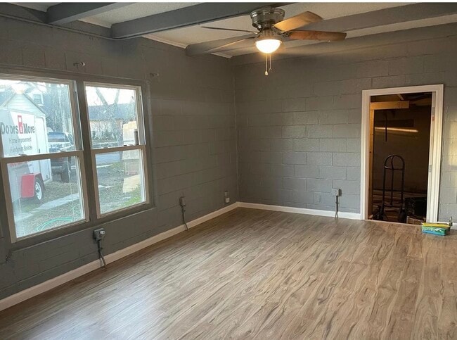 3217 James Ave in Fort Worth, TX - Foto de edificio - Building Photo