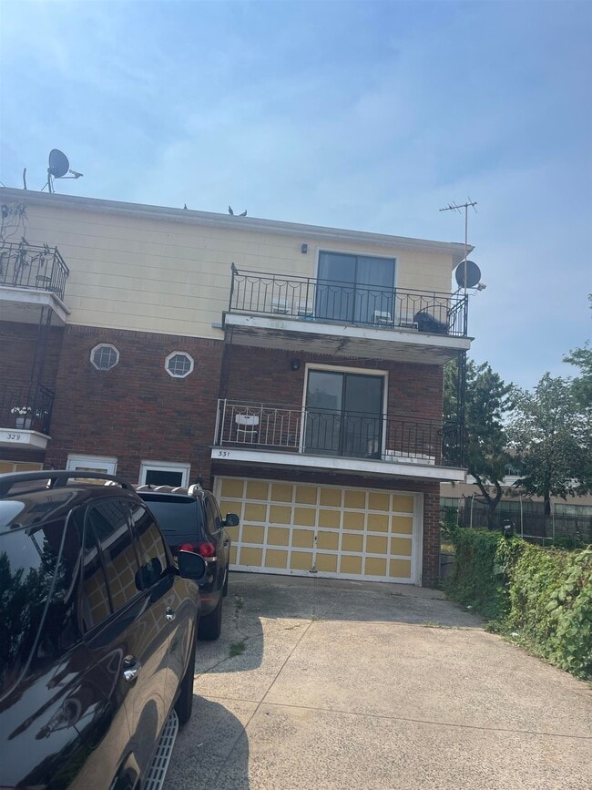 property at 331 Mercer Loop