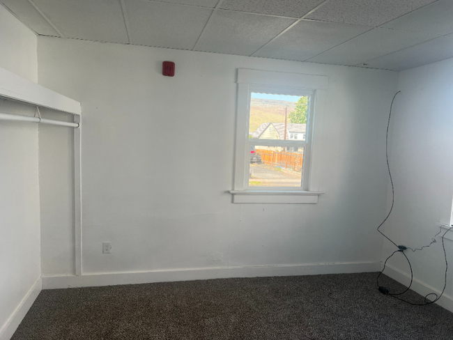 property at 325 1st Ave