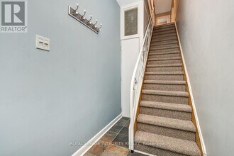 94 St Andrew St in Ottawa, ON - Building Photo - Building Photo