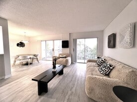 Waterview Rental in Fort Lauderdale, FL - Building Photo