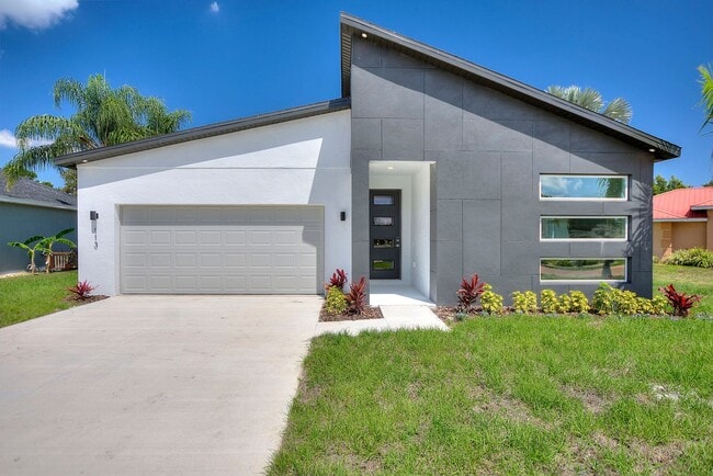 property at 113 Victoria Ln