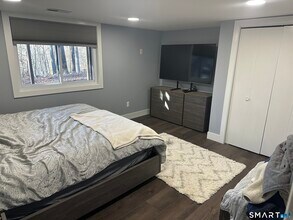 9 Woodacre Ln in Monroe, CT - Building Photo - Building Photo