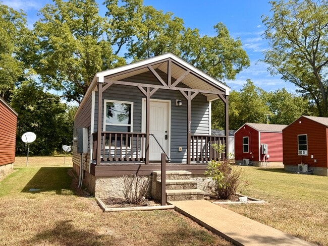 property at 213 W Wright St