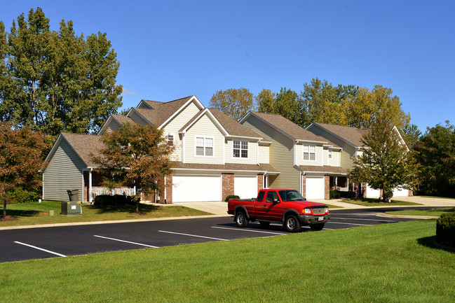 Coventry Park Village in Indianapolis, IN - Foto de edificio - Building Photo