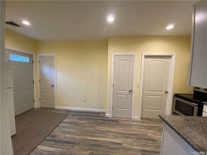 4 White Birch Dr in Centereach, NY - Building Photo - Building Photo