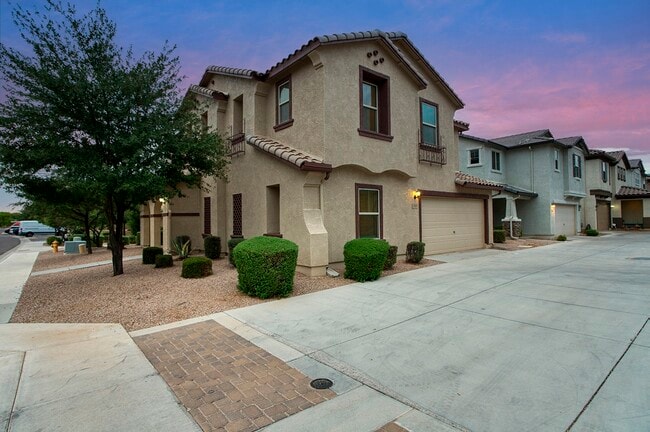 2868 E Binner Dr in Chandler, AZ - Building Photo - Building Photo