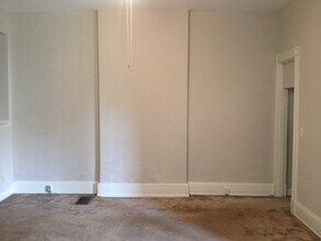 2349 Wheeler St, Unit 1 in Cincinnati, OH - Building Photo - Building Photo