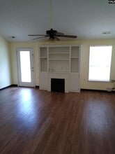 103 James R Sease Ct in Gilbert, SC - Building Photo - Building Photo