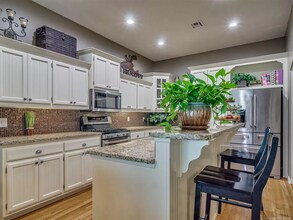3927 W Austin St in Broken Arrow, OK - Building Photo - Building Photo