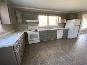 230 Preacher Laws Rd in Afton, TN - Building Photo - Building Photo