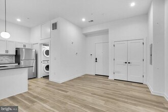 1415 Locust St in Philadelphia, PA - Building Photo - Building Photo