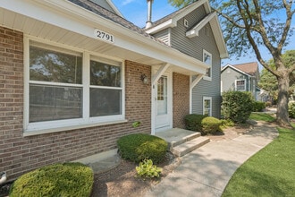 2791 Wayfaring Ln in Lisle, IL - Building Photo - Building Photo
