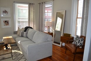 35 Salutation St, Unit 7 in Boston, MA - Building Photo