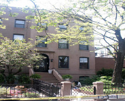 304 President St Apartments