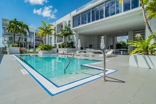 111 SE 1st Ave, Unit 309 in Delray Beach, FL - Building Photo