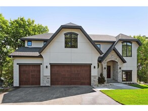 21845 Byron Cir in Excelsior, MN - Building Photo - Building Photo