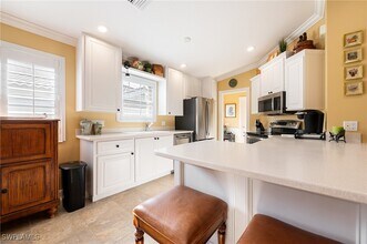 28027 Dorado Dr in Bonita Springs, FL - Building Photo - Building Photo