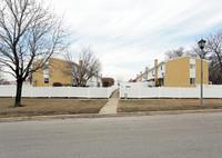 938-952 Virginia Ln in Elmhurst, IL - Foto de edificio - Building Photo