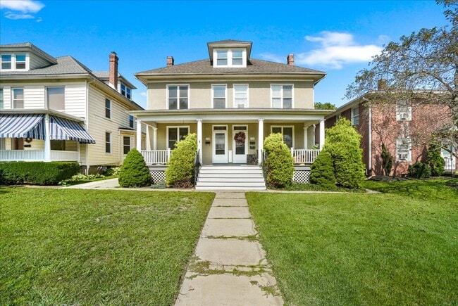 1121 Hamilton Blvd, Unit 2