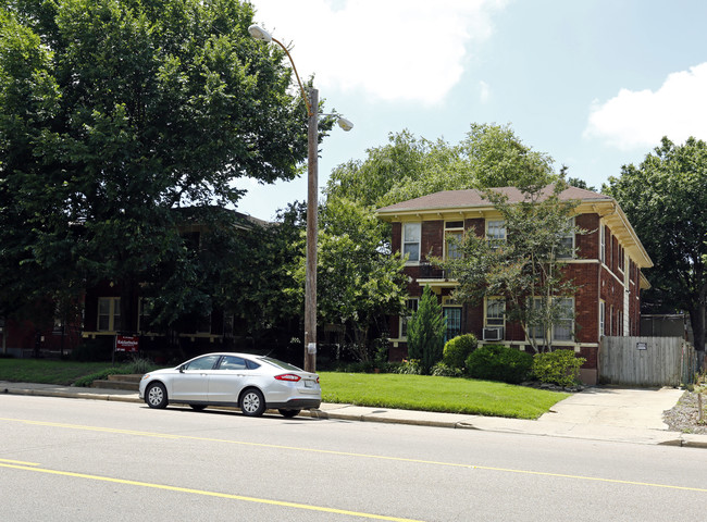 23-25 S Mclean Blvd in Memphis, TN - Building Photo - Building Photo