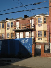 402-422 Shepherd Ave in Brooklyn, NY - Building Photo - Building Photo