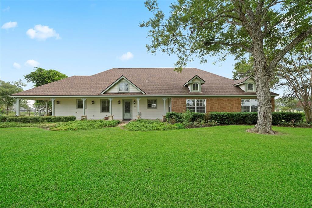 34483 FM 1488 in Hempstead, TX - Building Photo