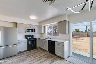 2018 W Western Dr in Chandler, AZ - Building Photo - Building Photo
