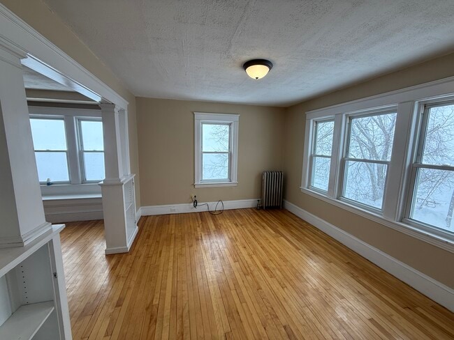 19 Mattson Ave, Unit 19 Mattson in Worcester, MA - Foto de edificio - Building Photo