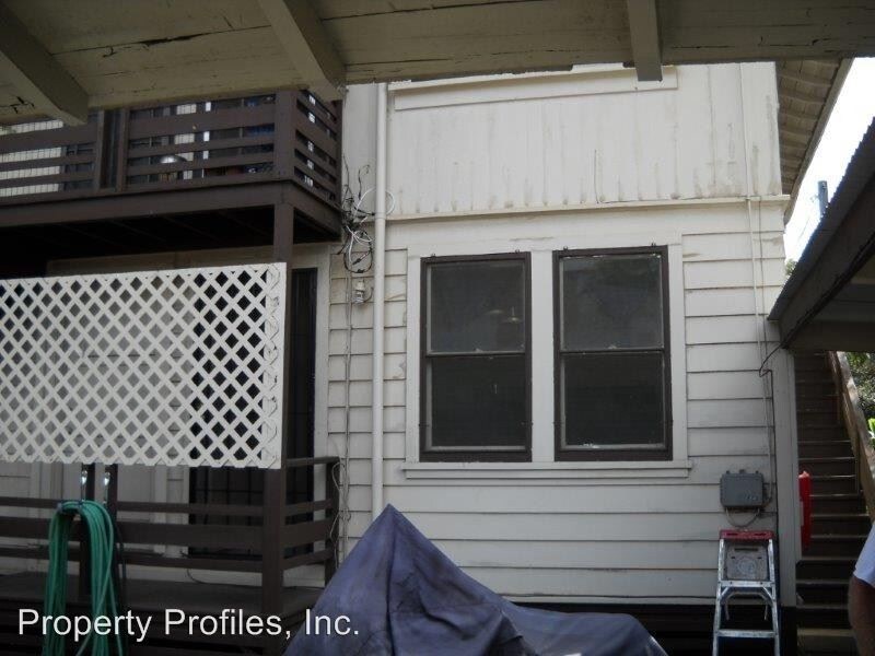 1703 S Beretania St in Honolulu, HI - Building Photo