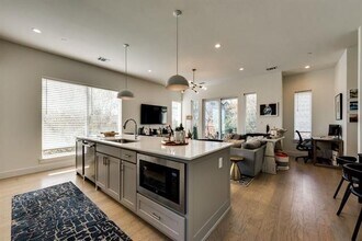 5954 Lewis St in Dallas, TX - Building Photo - Building Photo