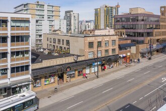 Windsor Court in Vancouver, BC - Building Photo - Building Photo