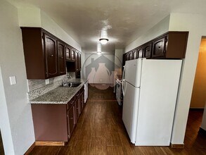 4706 Buffalo Dr SE in Salem, OR - Building Photo - Building Photo