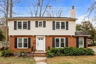 5800 Amity Pl in Charlotte, NC - Building Photo