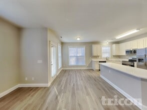 3900 Wilgrove Way Dr in Charlotte, NC - Building Photo - Building Photo